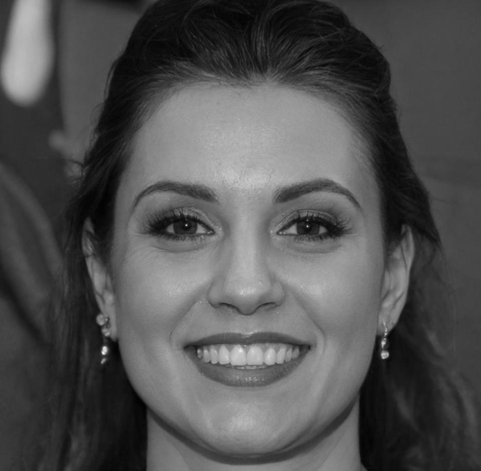 Linnea Bjørnstad teaching investment fundamentals